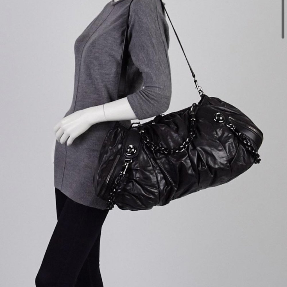 Gucci Genuine  Black Leather Bag Almost New
